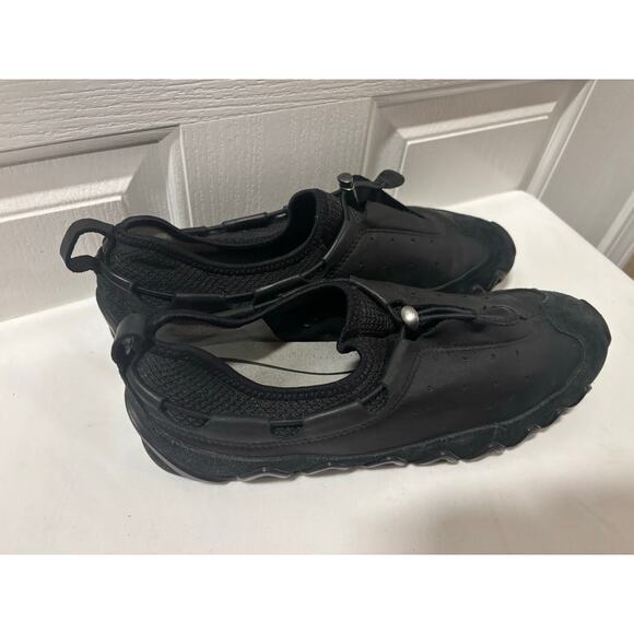 ECCO Leather Slip On EU 42 Men’s 8.5 Women’s 11 Black Toggle Comfort Dayla main image 11